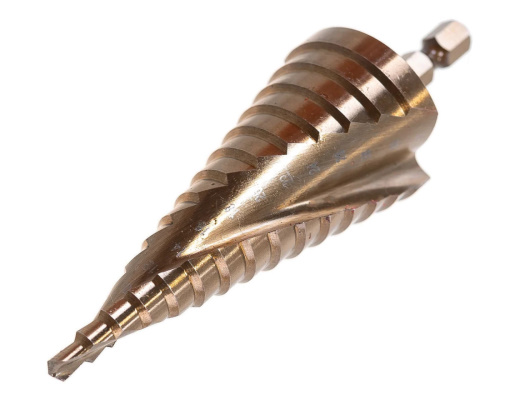 Sverlo_po_metallu_stupenchatoe_spiralnoe_Hardcore_4-32mm_144432